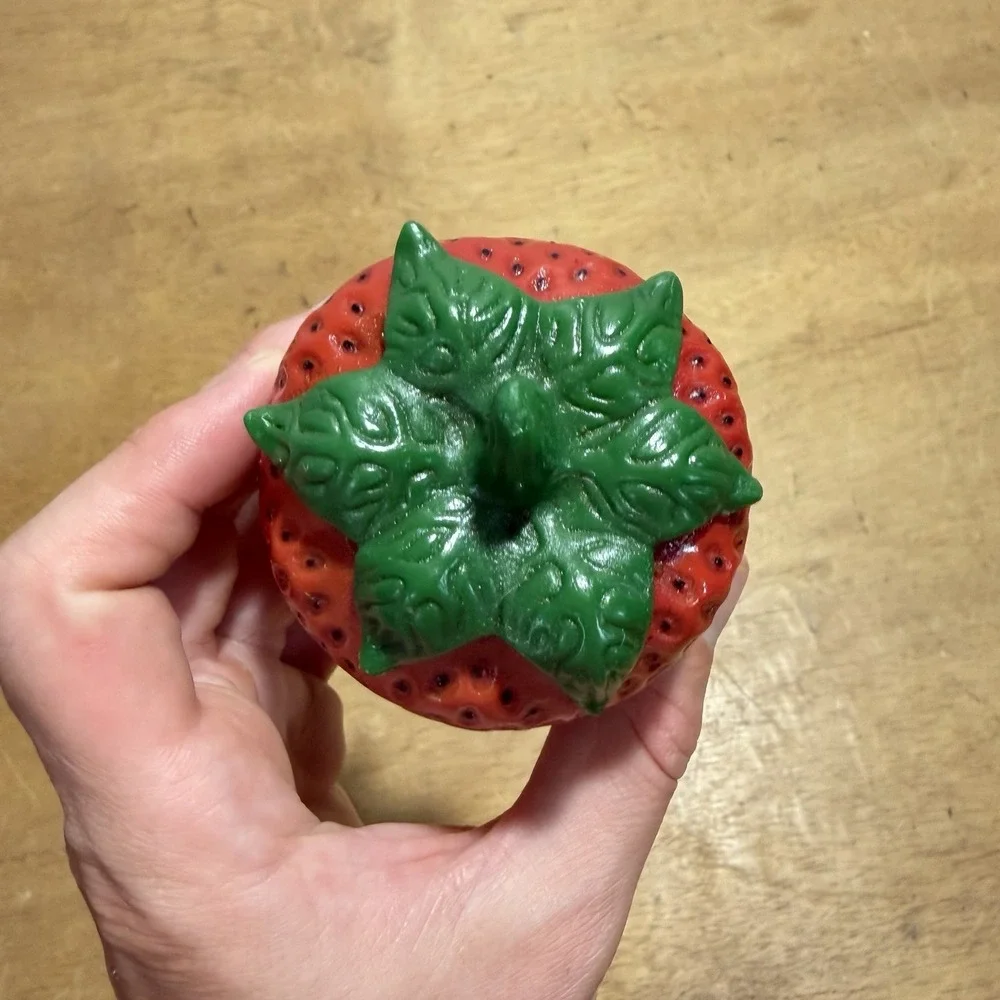 Strawberry Mechanical Kitchen Timer Red Green Vintage Retro Countdown MCM 70s